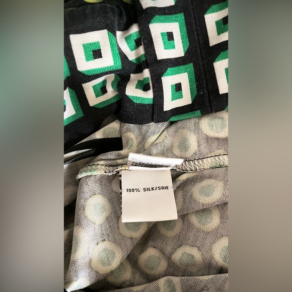 Diane Von Furstenberg Silk Jersey Shirt Dress Green Black Print Button Up Size 2 - Picture 6 of 11